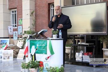  نواخته شدن زنگ آغاز سال تحصیلی جدید توسط عضو شورای شهر تهران